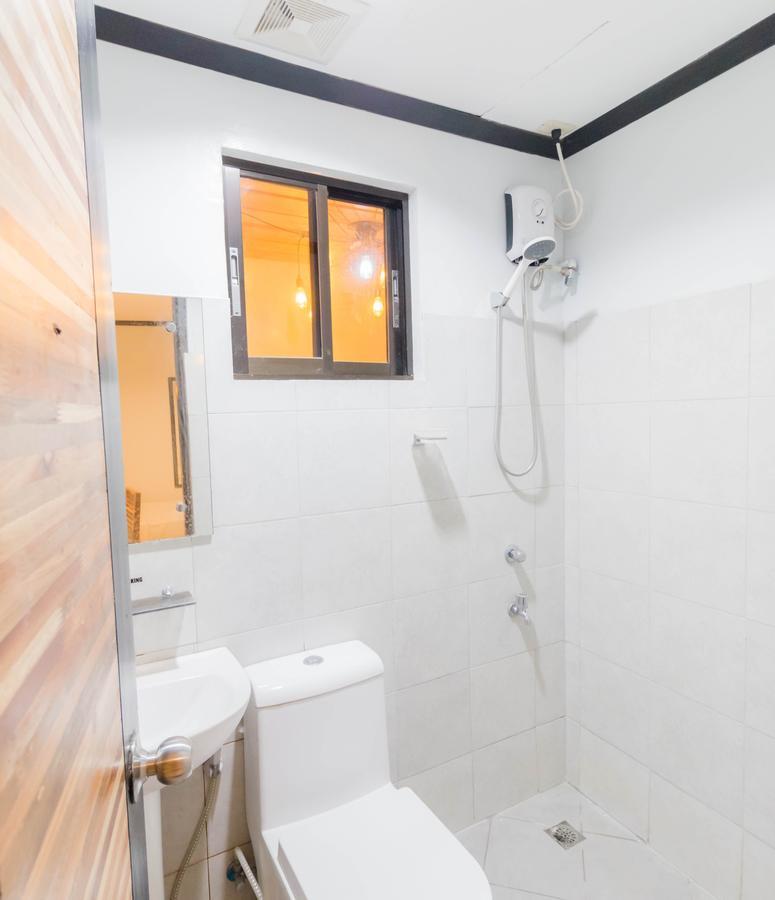 Mahogany Tourist Inn Bacolod Ngoại thất bức ảnh