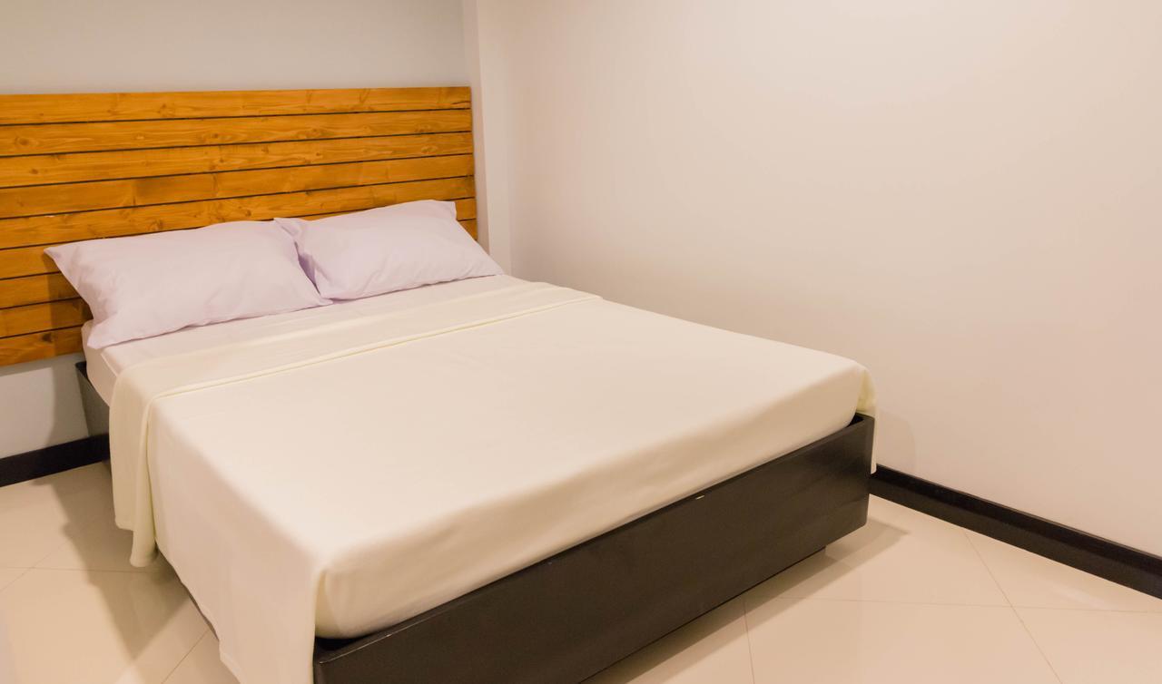 Mahogany Tourist Inn Bacolod Ngoại thất bức ảnh