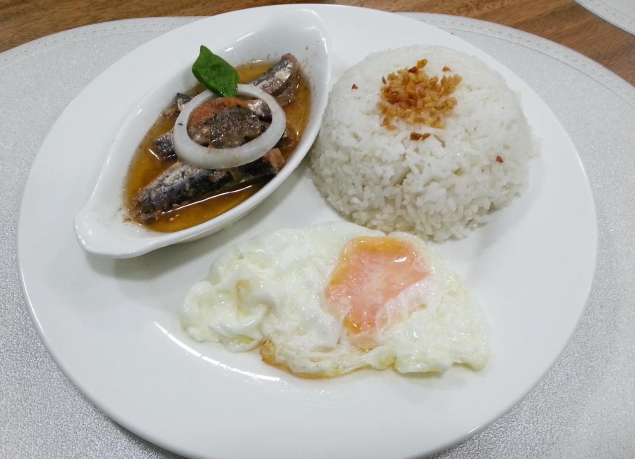 Mahogany Tourist Inn Bacolod Ngoại thất bức ảnh